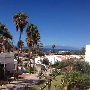 https://island-village-costa-adeje-tenerife-38660-6.in-canary-islands.com