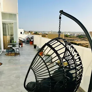https://bright-penthouse-charming-location-rooftop-views.hotelssaintjulians.com